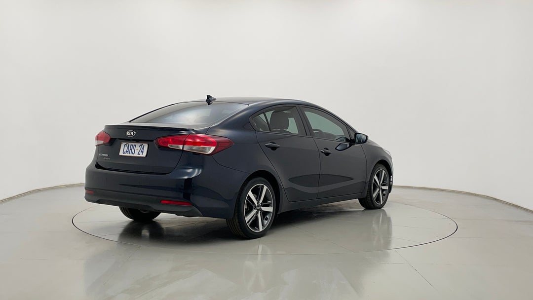 Right Back Diagonal (45- Degree) View