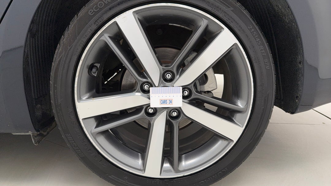 Wheels Rim Rear LHS Gutter Rash