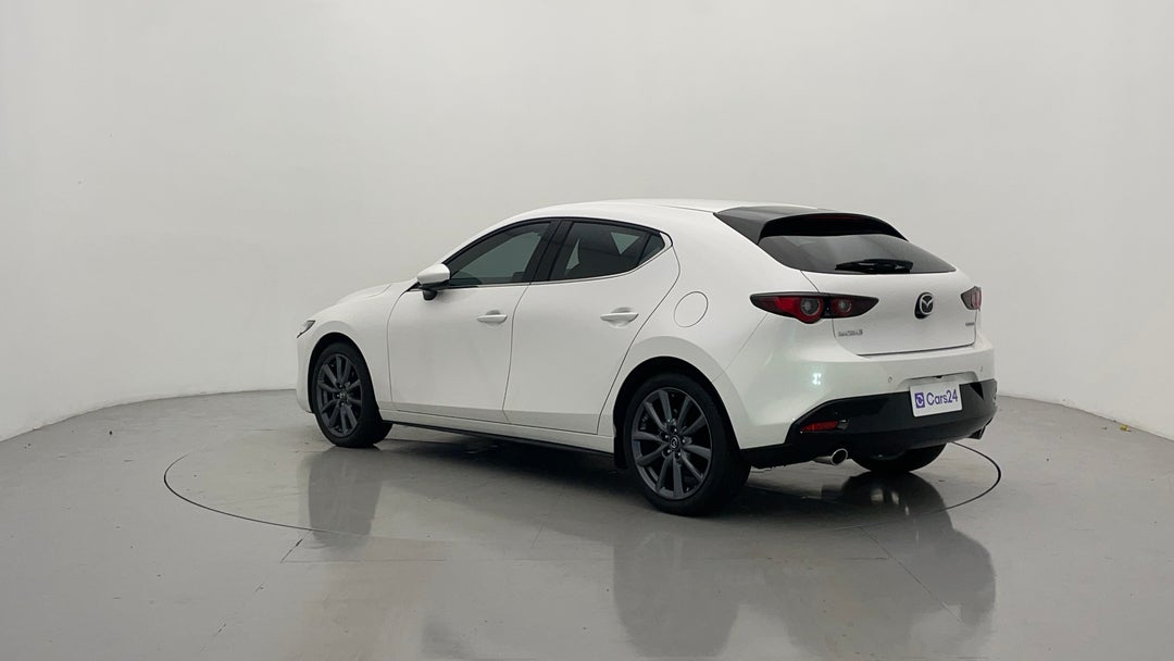 Left Back Diagonal (45- Degree) View