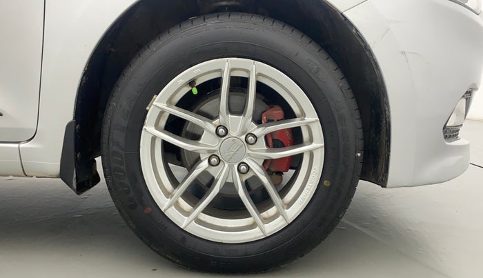 2015 Hyundai Elite i20 SPORTZ 1.2, Petrol, Manual, 84,176 km, Right Front Wheel