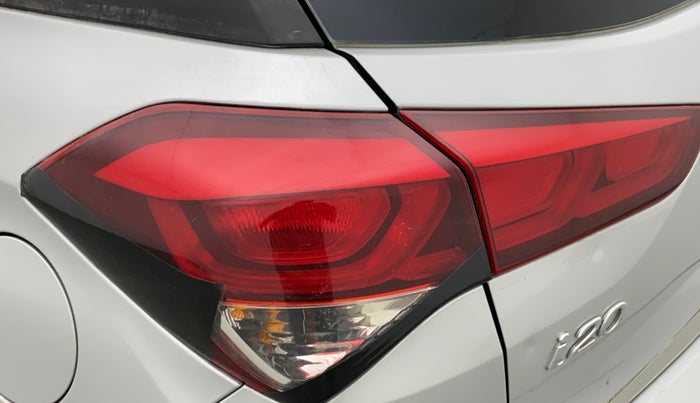 2015 Hyundai Elite i20 SPORTZ 1.2, Petrol, Manual, 84,176 km, Left tail light - Minor damage