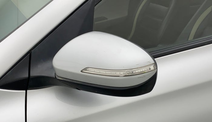 2015 Hyundai Elite i20 SPORTZ 1.2, Petrol, Manual, 84,176 km, Left rear-view mirror - Indicator light has minor damage