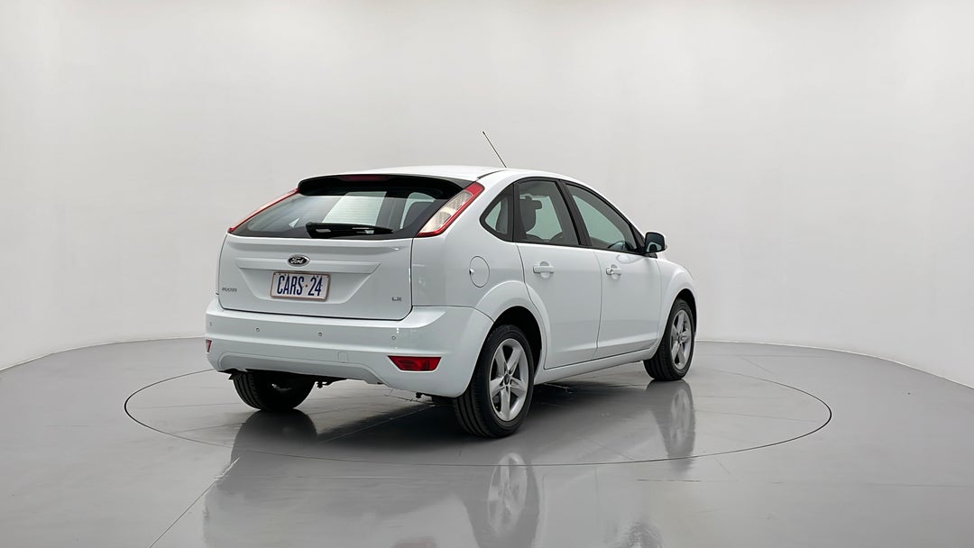 Right Back Diagonal (45- Degree) View