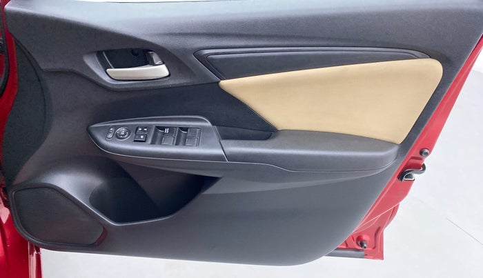 2018 Honda Jazz 1.2 V MT, Petrol, Manual, 34,744 km, Driver Side Door Panels Control