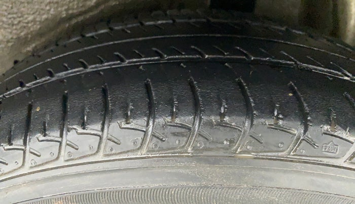 2017 Maruti Celerio VXI AGS, Petrol, Automatic, 29,507 km, Left Rear Tyre Tread