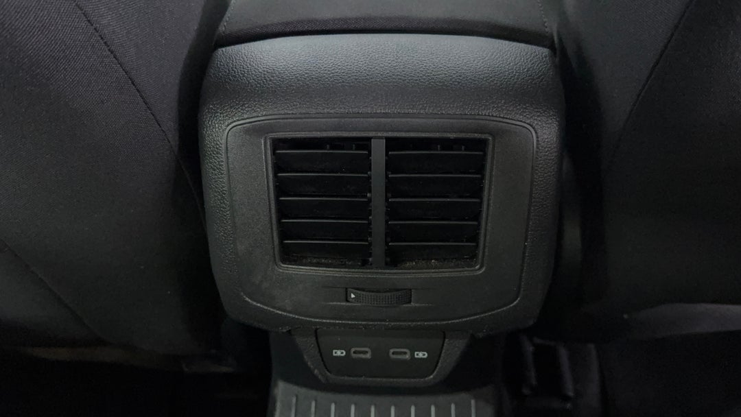 Rear A/C Vent