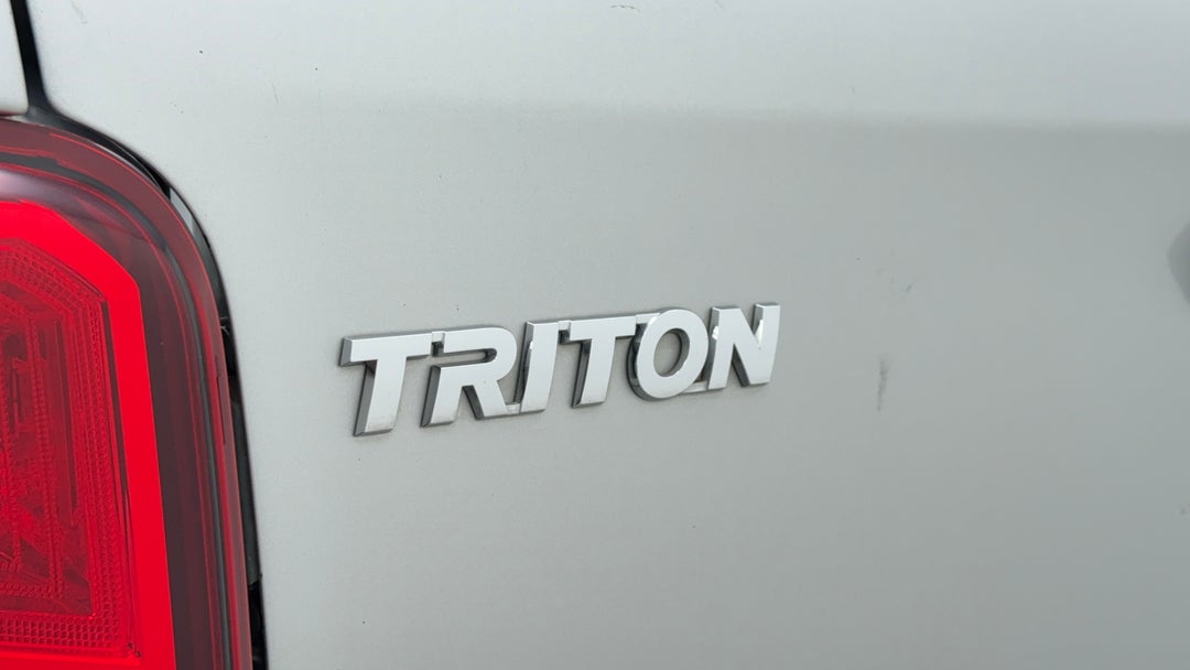 Badge (Boot Left Side)