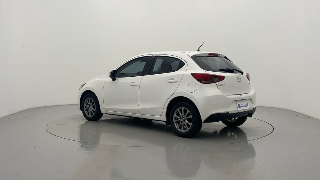 Left Back Diagonal (45- Degree) View