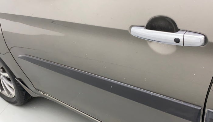 2021 Maruti Ciaz ALPHA 1.5 SHVS PETROL, Petrol, Manual, 20,760 km, Front passenger door - Slightly dented