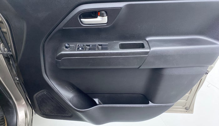 2020 Maruti New Wagon-R VXI 1.0, Petrol, Manual, 19,126 km, Driver Side Door Panels Control