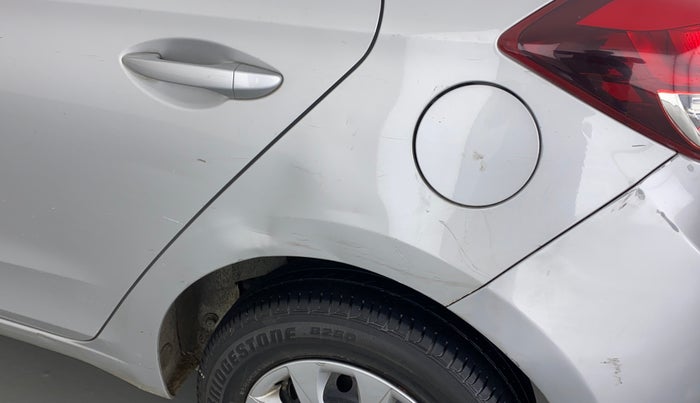 2016 Hyundai Elite i20 MAGNA 1.2, Petrol, Manual, 39,100 km, Left quarter panel - Slightly dented
