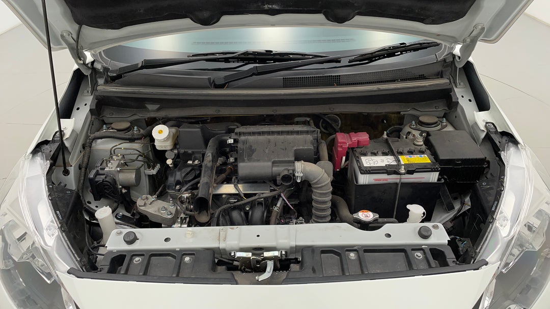 Open Bonnet (Engine)