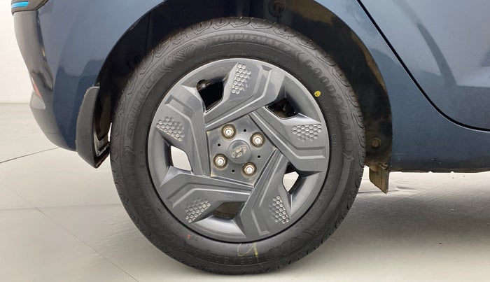 2020 Hyundai GRAND I10 NIOS CORPRATE EDITION 1.2 CRDI MT, Diesel, Manual, 42,008 km, Right Rear Wheel