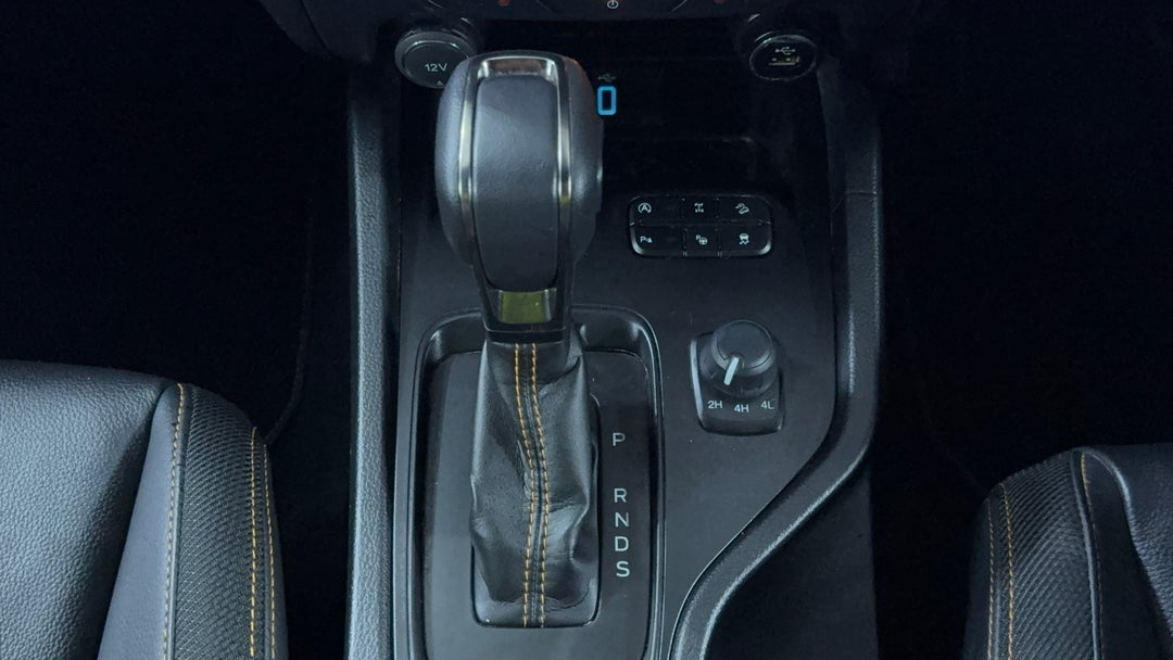 2020 Ford Ranger Wildtrak 2.0 (4x4), Automatic, 74255 km, Gear Lever 