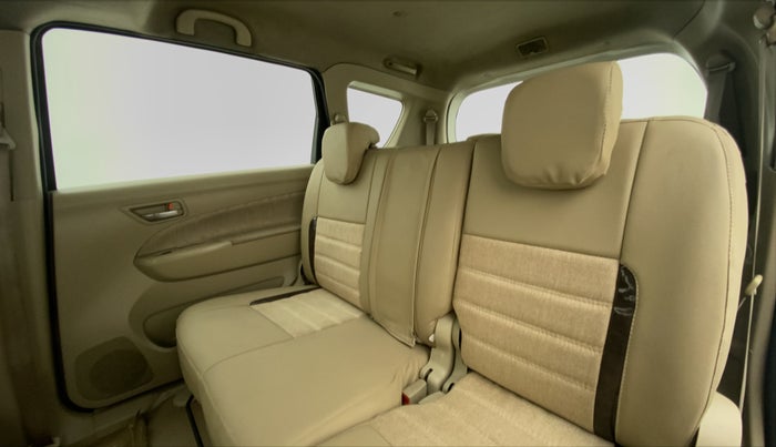 2012 Maruti Ertiga VDI ABS, Diesel, Manual, 1,18,025 km, Right Side Rear Door Cabin