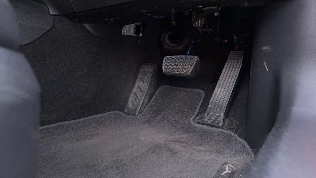 Pedals and Footmat