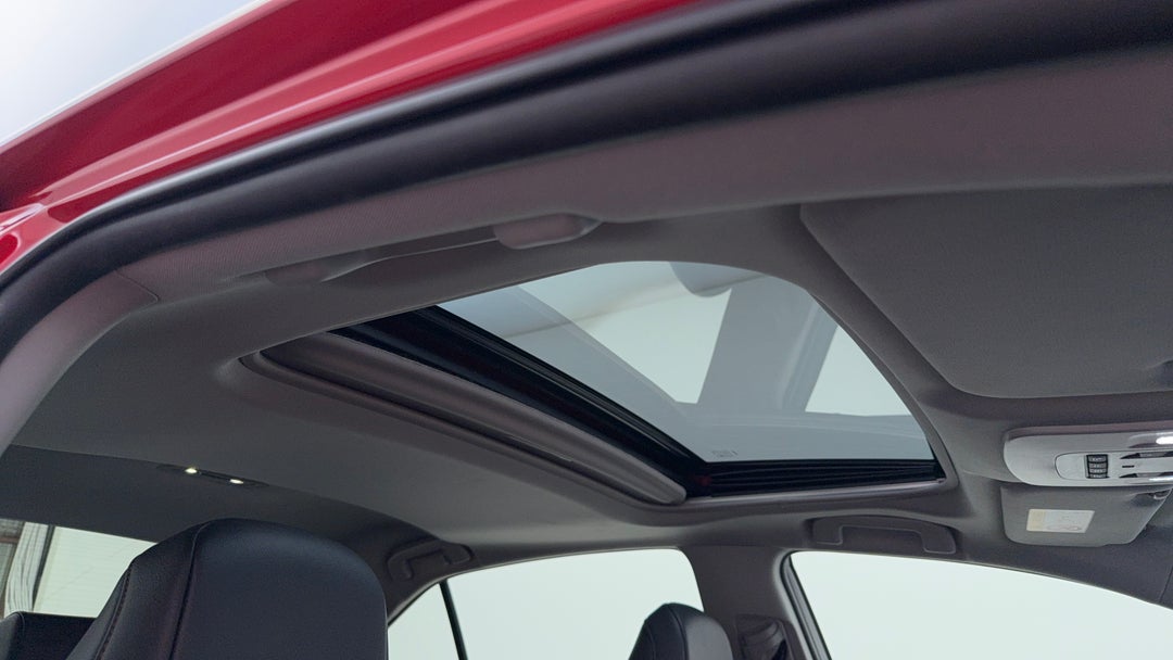 Interior Sunroof/Moonroof