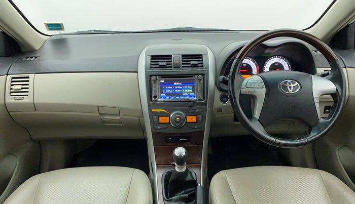 2013 Toyota Corolla Altis GL PETROL, Petrol, Manual, 1,19,199 km, Dashboard