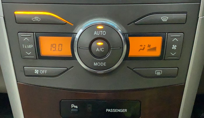2013 Toyota Corolla Altis GL PETROL, Petrol, Manual, 1,19,199 km, Automatic Climate Control