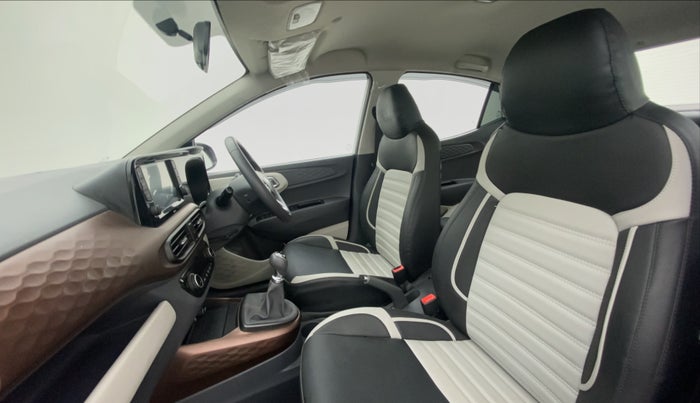 2020 Hyundai AURA SX (O) MT, Petrol, Manual, 9,496 km, Right Side Front Door Cabin