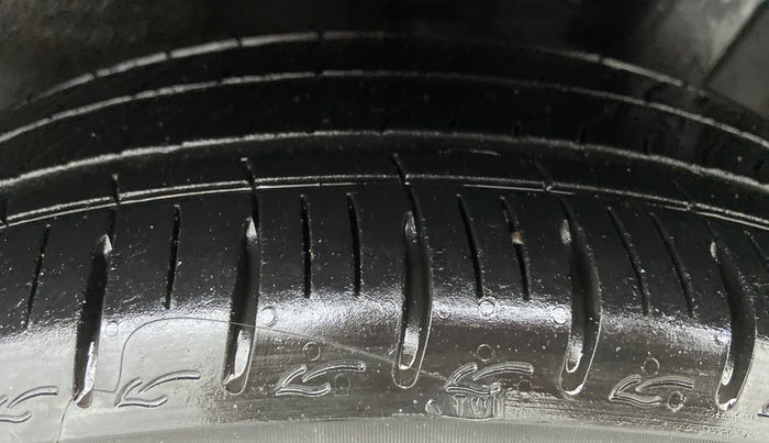 2020 Hyundai AURA SX (O) MT, Petrol, Manual, 9,496 km, Left Rear Tyre Tread