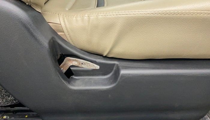 2018 Maruti Wagon R 1.0 VXI AMT, Petrol, Automatic, 16,686 km, Driver Side Adjustment Panel