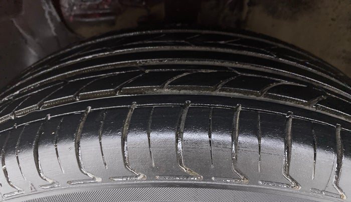 2018 Hyundai Elite i20 SPORTZ 1.2, Petrol, Manual, 56,502 km, Left Front Tyre Tread