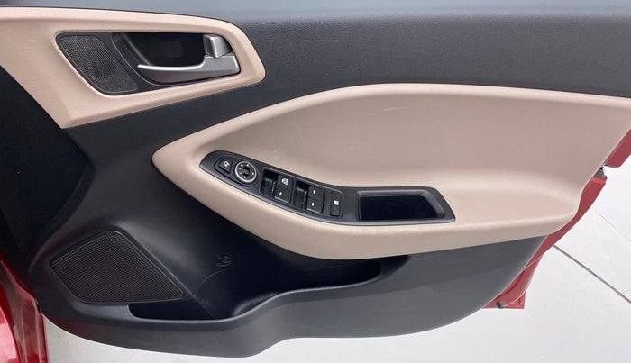2018 Hyundai Elite i20 SPORTZ 1.2, Petrol, Manual, 56,502 km, Driver Side Door Panels Control