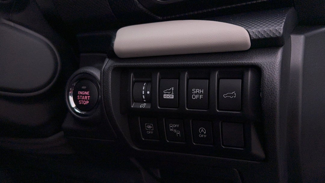 2024 Subaru Forester 2.5i Premium (AWD), Automatic, 32450 km, Utility Switches/Buttons