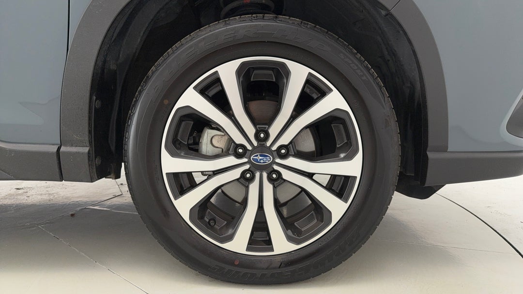 2024 Subaru Forester 2.5i Premium (AWD), Automatic, 32450 km, Right Front Wheel