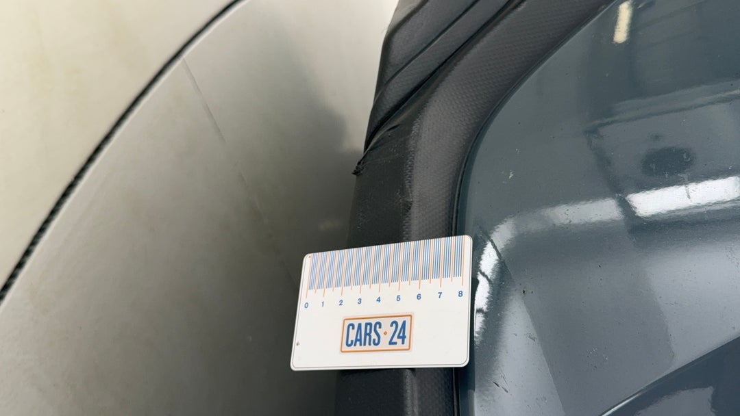 2024 Subaru Forester 2.5i Premium (AWD), Automatic, 32450 km, Bumper Front Dent