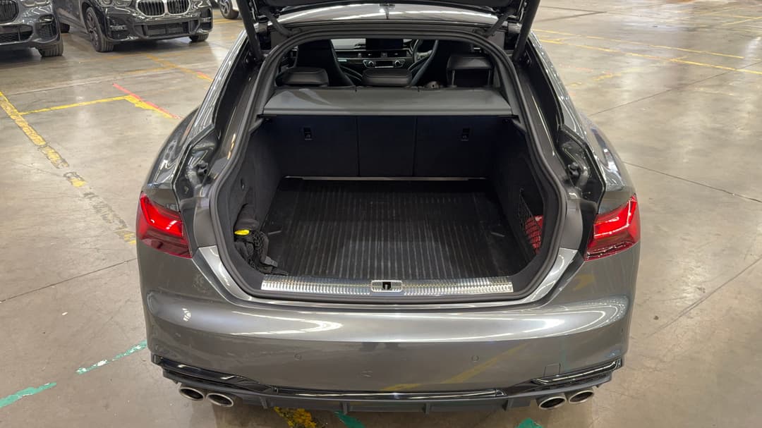 2022 Audi S5 3.0 Tfsi Quattro, Automatic, 18019 km, Boot Inside View