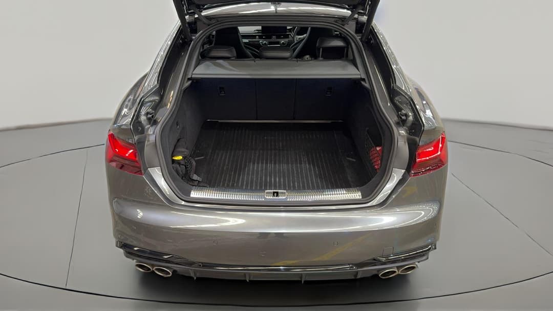 2022 Audi S5 3.0 Tfsi Quattro, Automatic, 18019 km, Boot Inside View