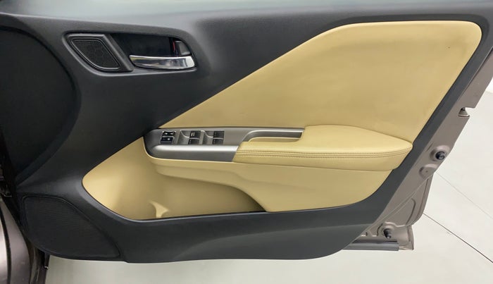 2015 Honda City VX CVT PETROL, Petrol, Automatic, 40,239 km, Driver Side Door Panels Control