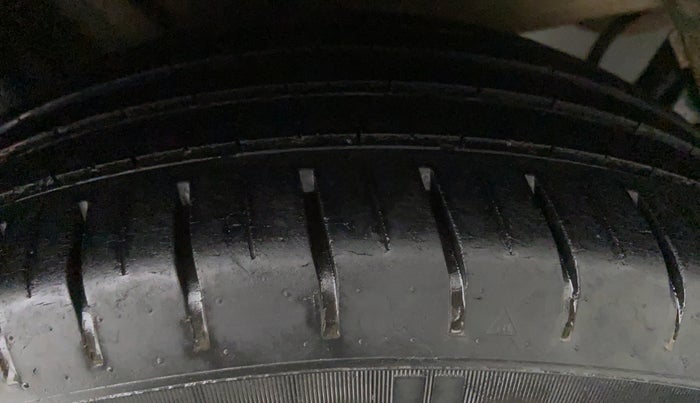 2015 Hyundai Elite i20 ASTA 1.2, Petrol, Manual, 29,783 km, Left Rear Tyre Tread
