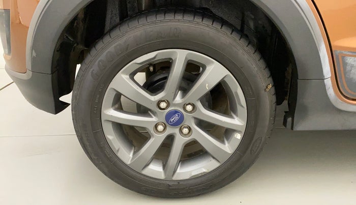 2020 Ford FREESTYLE TITANIUM PLUS 1.5 DIESEL, Diesel, Manual, 39,998 km, Right Rear Wheel