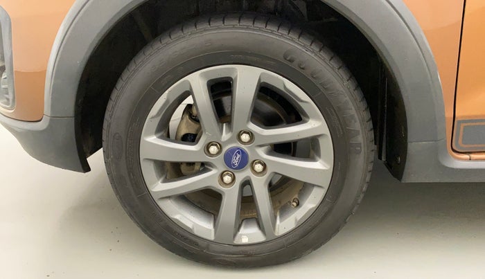 2020 Ford FREESTYLE TITANIUM PLUS 1.5 DIESEL, Diesel, Manual, 39,998 km, Left Front Wheel
