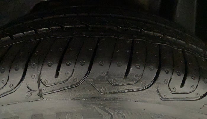 2020 Ford FREESTYLE TITANIUM PLUS 1.5 DIESEL, Diesel, Manual, 39,998 km, Left Rear Tyre Tread