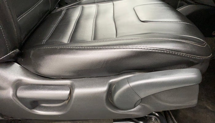 2019 Honda WR-V 1.2 i-VTEC VX MT, Petrol, Manual, 17,512 km, Driver Side Adjustment Panel