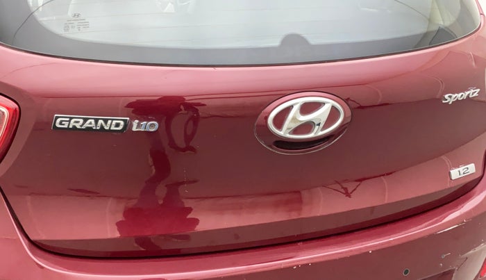 2016 Hyundai Grand i10 SPORTZ 1.2 KAPPA VTVT, Petrol, Manual, 40,930 km, Dicky (Boot door) - Minor scratches
