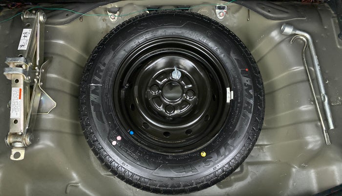 2019 Maruti Alto 800 LXI, Petrol, Manual, 18,659 km, Spare Tyre