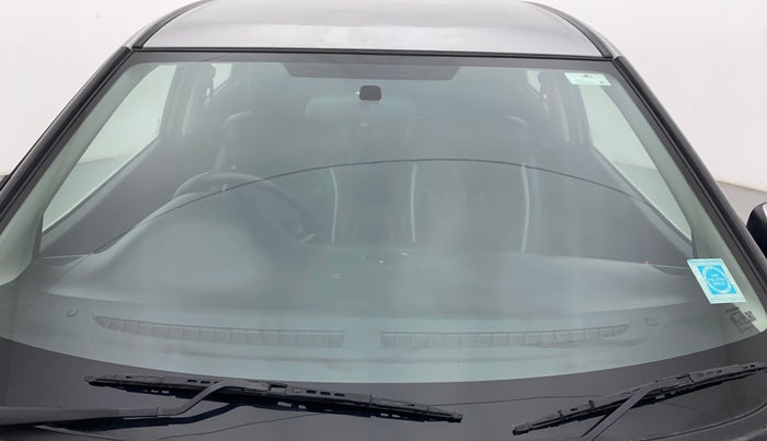 2017 Maruti Baleno DELTA PETROL 1.2, Petrol, Manual, 51,814 km, Front windshield - Minor spot on windshield