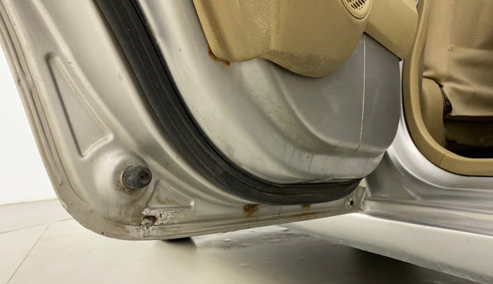 2015 Honda Brio E MT, CNG, Manual, 59,317 km, Rear left door - Slight discoloration