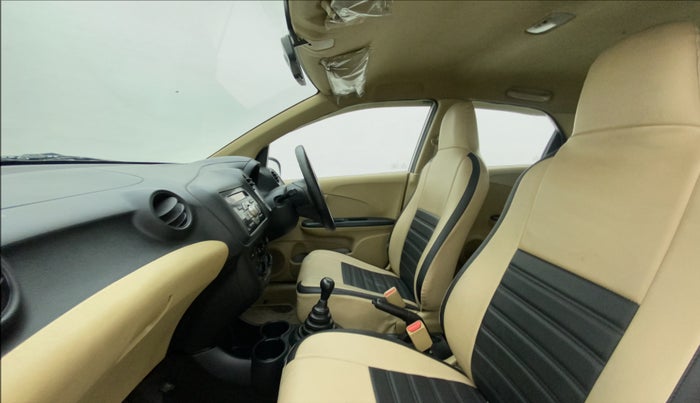 2015 Honda Brio E MT, CNG, Manual, 59,317 km, Right Side Front Door Cabin