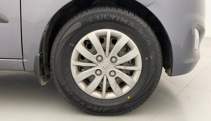 2014 Hyundai i10 SPORTZ 1.1, Petrol, Manual, 12,860 km, Right Front Wheel