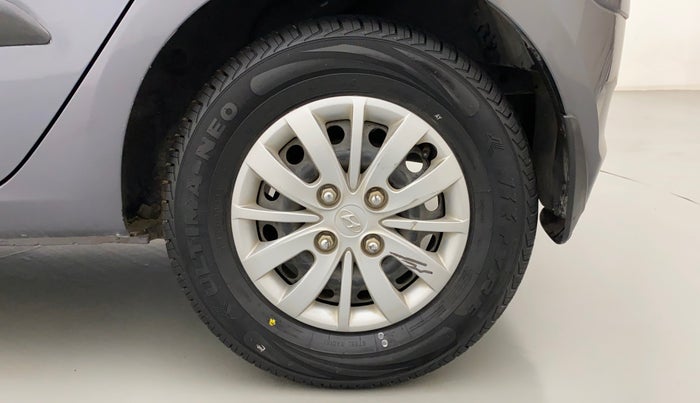2014 Hyundai i10 SPORTZ 1.1, Petrol, Manual, 12,860 km, Left Rear Wheel
