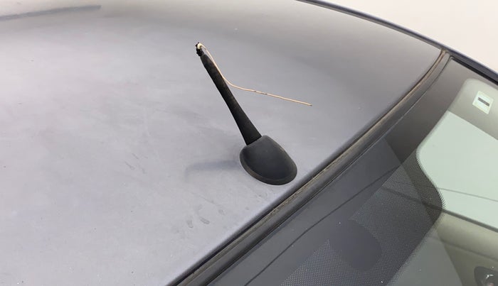 2014 Hyundai i10 SPORTZ 1.1, Petrol, Manual, 12,860 km, Roof - Antenna has minor damage