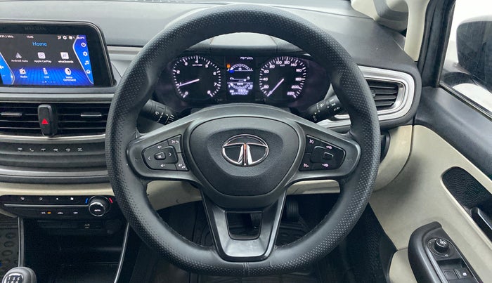 2021 Tata ALTROZ XT 1.2, Petrol, Manual, 15,928 km, Steering Wheel Close Up