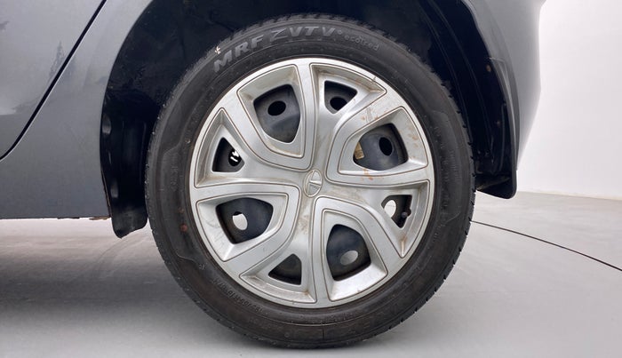 2021 Tata ALTROZ XT 1.2, Petrol, Manual, 15,928 km, Left Rear Wheel