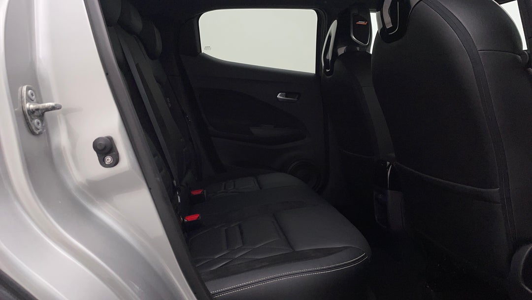 2021 Nissan Juke Ti, Automatic, 23361 km, Right Side Rear Door Cabin View